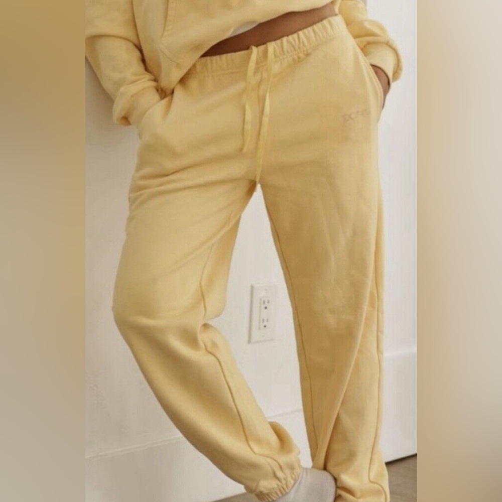 PARKE Unisex Embroidered Butter Yellow Sweatpants Joggers Size S/M